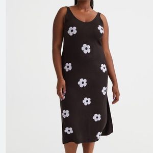 H&M dress only worn a few times, in great condition!